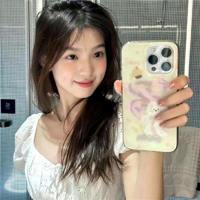 裸女游城